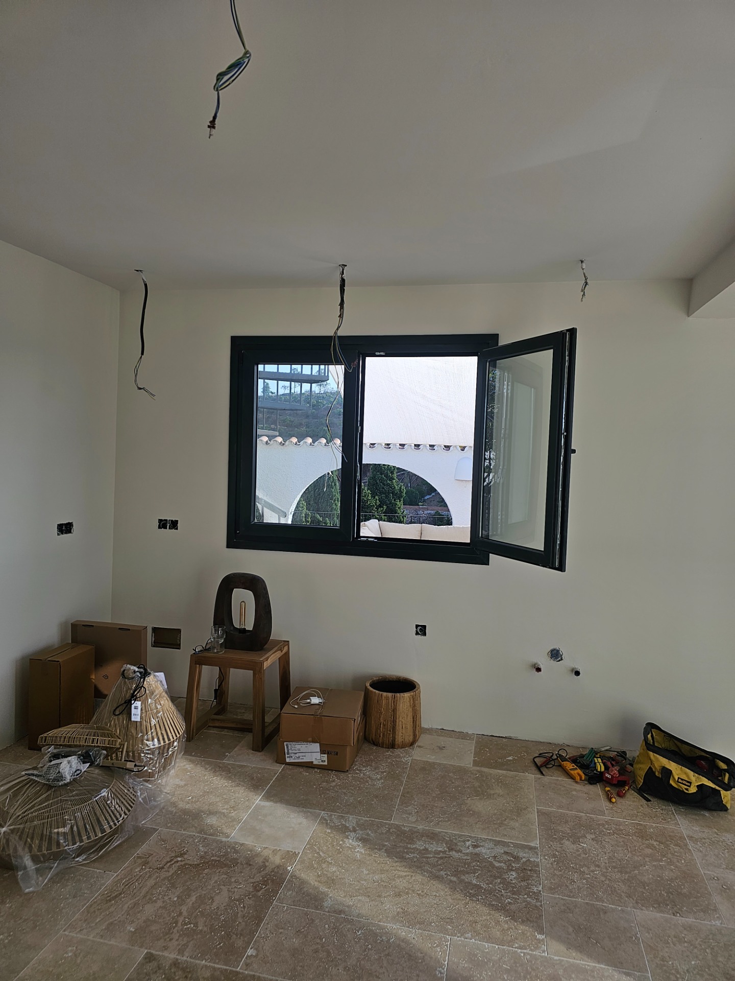 Terminaciones obra chalet de Benajarafe.